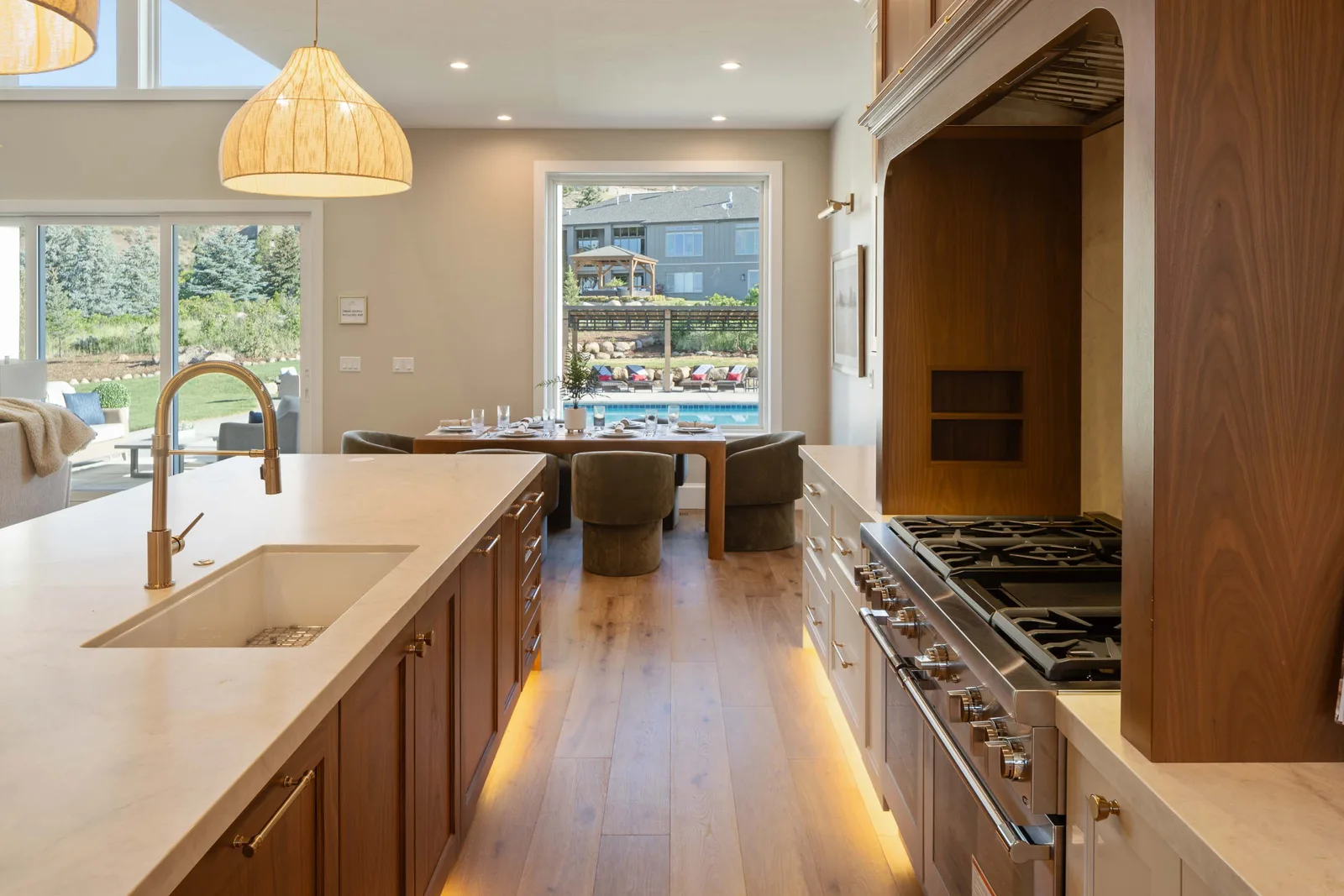 Kitchen to dining