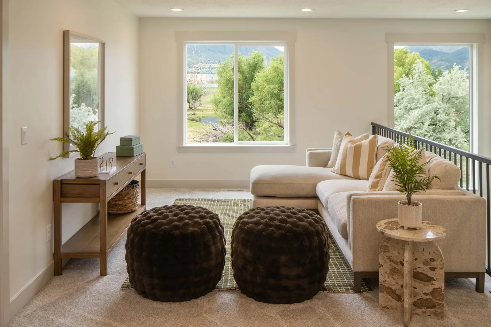 Loft sofa and poufs