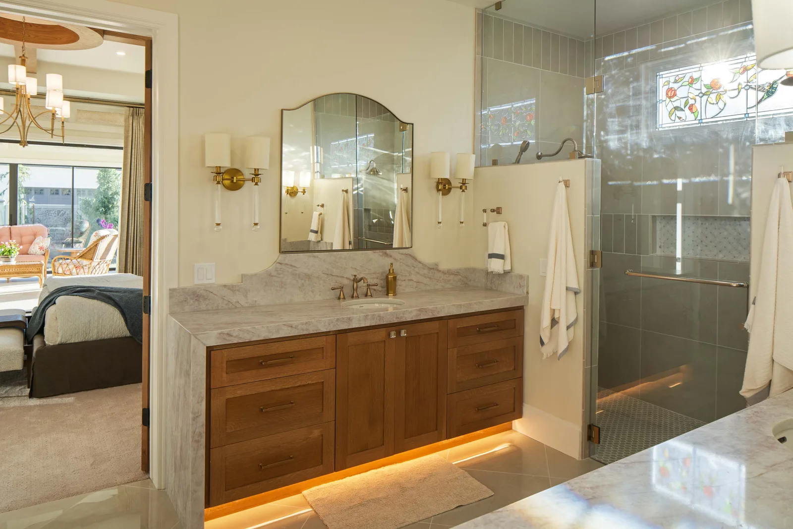 Primary bath, marble vanity