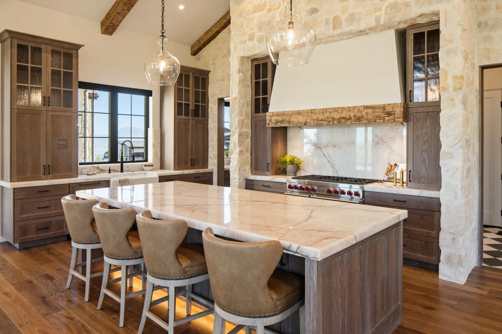 Quartzite island under a stone gable